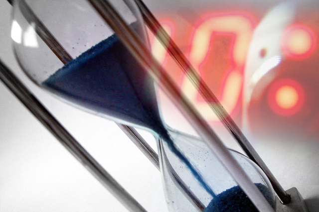 motivation clock x640